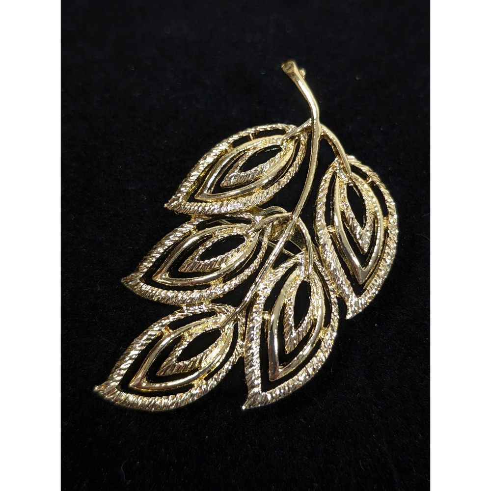 Vintage Gerry's Gold‎ Tone Textured Leaf Tree Branch Brooch | Signed